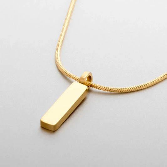 SQUARE PENDANT NECKLACE (Gold)