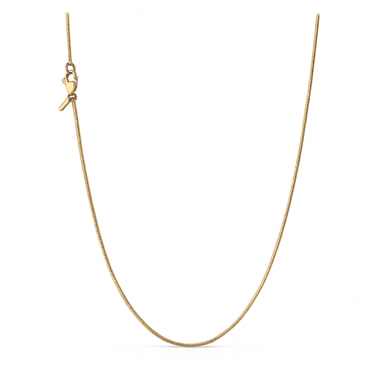 Colar masculino tipo Snake Bone dourado em aço inoxidável 316L visto de frente, da marca The Iron Essence